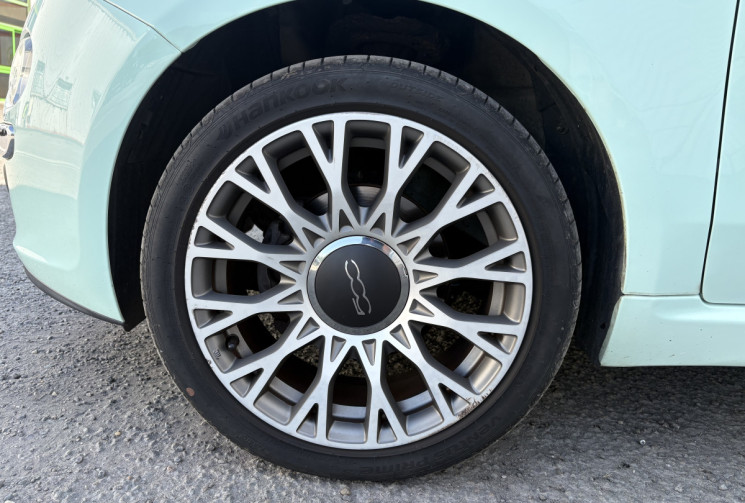 FIAT 500 Lounge 1.2 MPi 69 cv * Toit Panoramique * Radar de recul * VERT MENTHE * 1ère Main