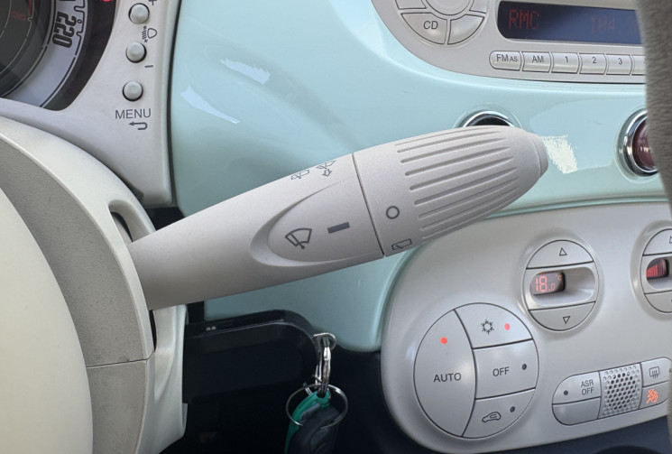 FIAT 500 Lounge 1.2 MPi 69 cv * Toit Panoramique * Radar de recul * VERT MENTHE * 1ère Main