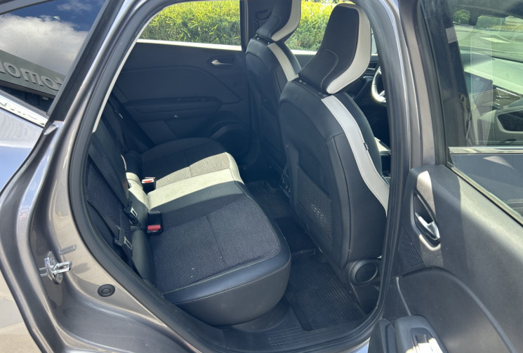 Renault Captur e-TECH 145 INTENS