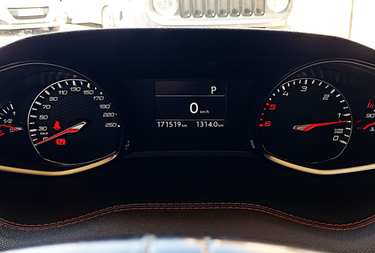Peugeot 308 GT - 2.0 BlueHDi 180ch SS EAT6 - TOIT PANO - CUIR ALCANTARA