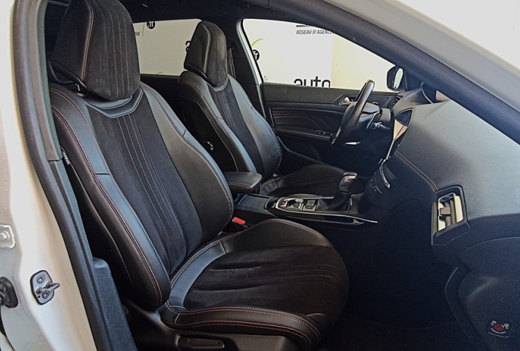 Peugeot 308 GT - 2.0 BlueHDi 180ch SS EAT6 - TOIT PANO - CUIR ALCANTARA
