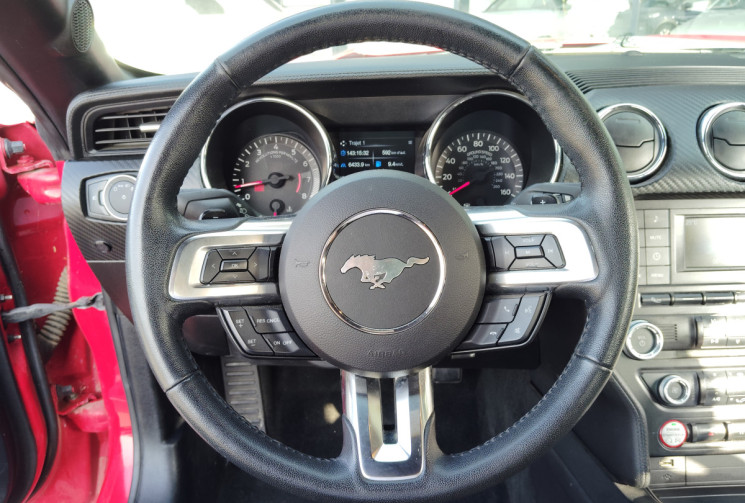 Ford MUSTANG Convertible 3.7 V6 304CV