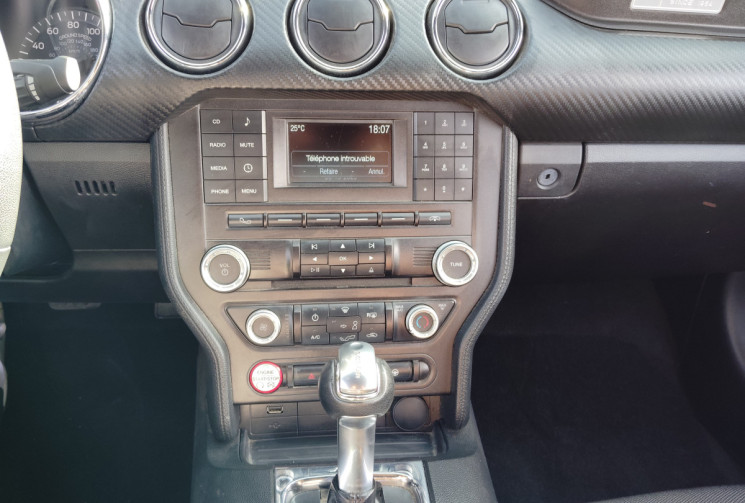 Ford MUSTANG Convertible 3.7 V6 304CV