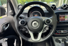 SMART Fortwo Coupé EQ 82 ch Electrique PASSION 17,6kWh / Toit panoramique / Camera / GPS