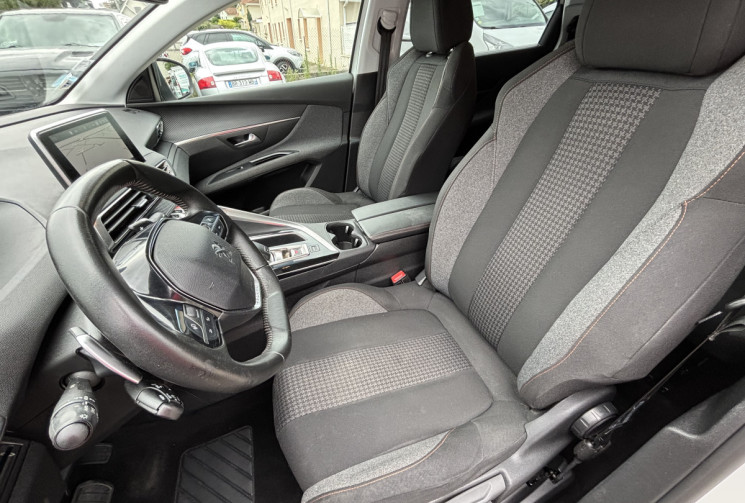Peugeot 5008 1.5 BlueHDi 130 CH / ACTIVE BUSINESS / 7 PLACES / EAT8