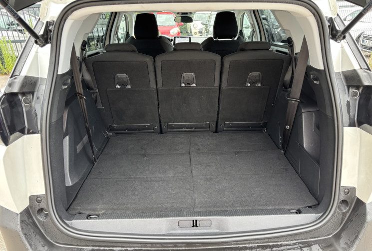 Peugeot 5008 1.5 BlueHDi 130 CH / ACTIVE BUSINESS / 7 PLACES / EAT8