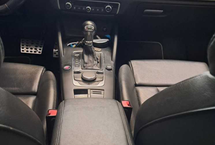 Audi A3 BERLINE 2.0 TDI 150CH FAP AMBITION LUXE S TRONIC 6 suivi audi  TOIT OUVRANT CUIT CAMERA