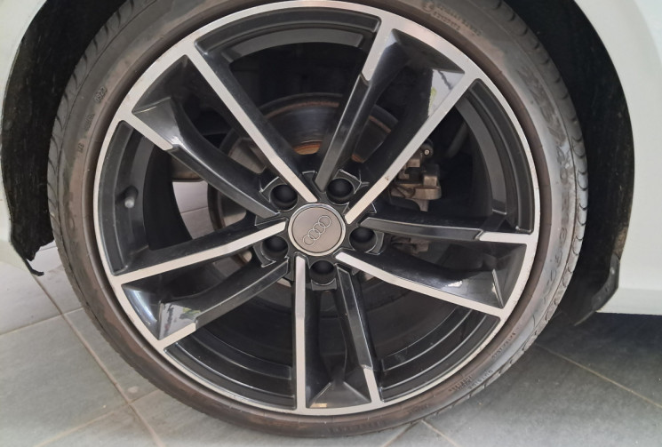 Audi A3 BERLINE 2.0 TDI 150CH FAP AMBITION LUXE S TRONIC 6 suivi audi  TOIT OUVRANT CUIT CAMERA