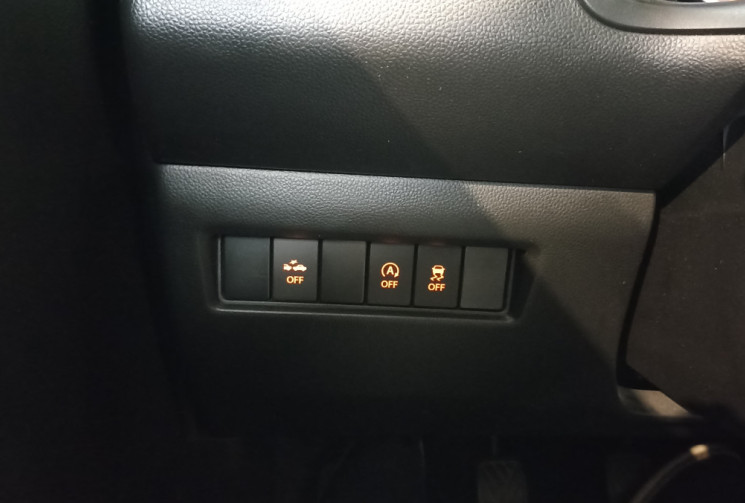 Suzuki Swift 1.2 Dualjet Hybrid / Finition Avantage / Suivi complet / Première main