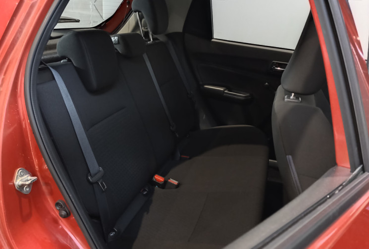 Suzuki Swift 1.2 Dualjet Hybrid / Finition Avantage / Suivi complet / Première main