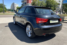 Audi A1 3 Portes 1.4 TFSI S-Tronic7 122 cv Boîte auto Ambition Luxe