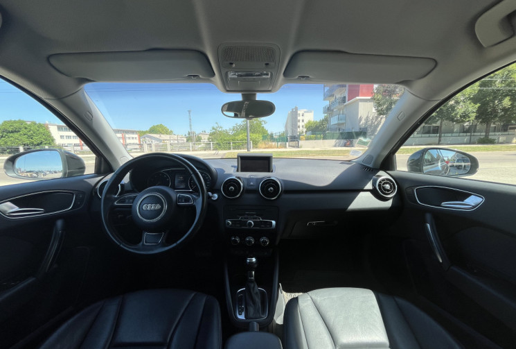 Audi A1 3 Portes 1.4 TFSI S-Tronic7 122 cv Boîte auto Ambition Luxe