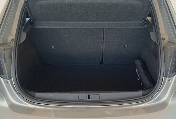 Peugeot 208 1.2E 100CH ALLURE - I-COCKPIT - CARPLAY - CUIR