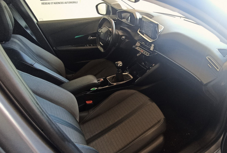 Peugeot 208 1.2E 100CH ALLURE - I-COCKPIT - CARPLAY - CUIR