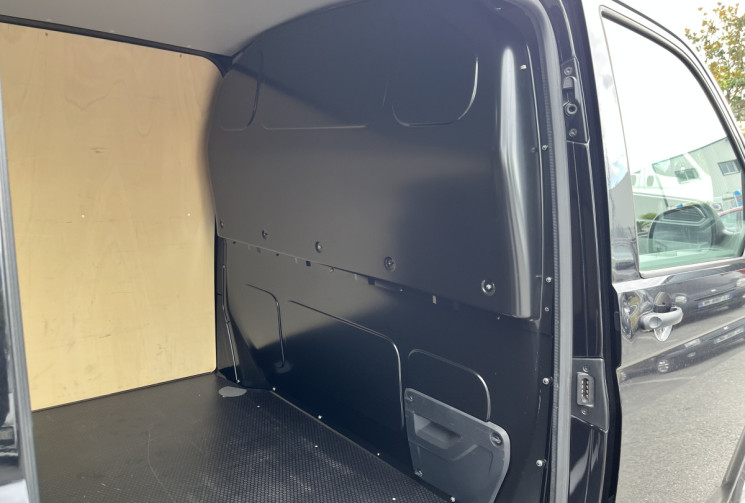 Volkswagen Transporter Fg VI (T6) 2.8T L1H1 2.0 TDI 150ch Business