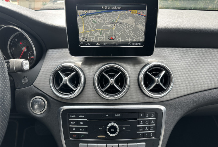 Mercedes CLA SHOOTING BRAKE 200 D 7G-DCT SENSATION / Suivi complet / Première main / Faible km