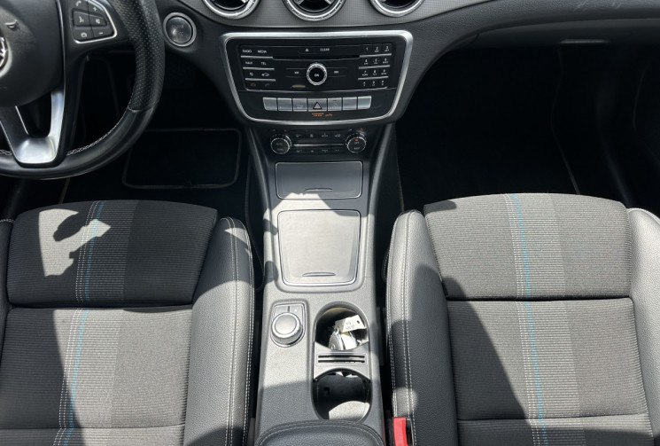 Mercedes CLA SHOOTING BRAKE 200 D 7G-DCT SENSATION / Suivi complet / Première main / Faible km