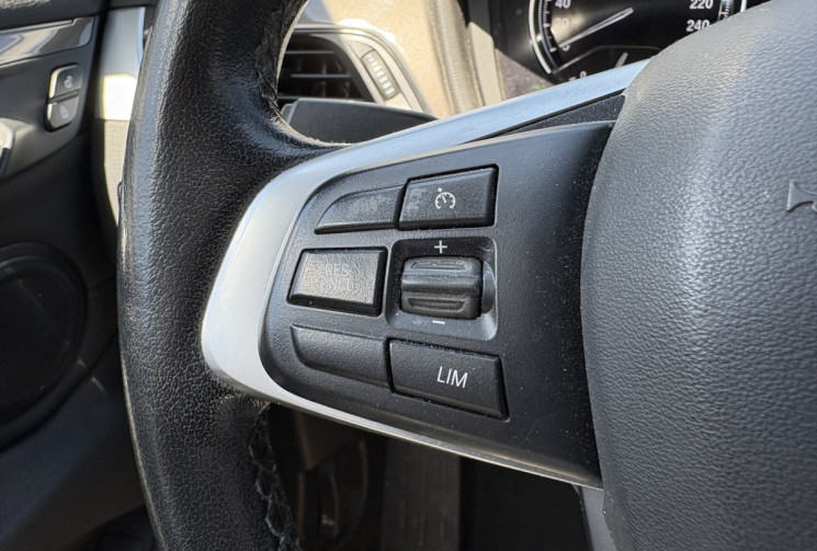 BMW X1 Xline Sdrive DKG7 * Caméra * Siège chauffant Electrique * Hayon Electrique * HUD