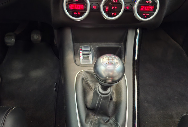 Alfa Romeo GIULIETTA 1.4 TURBO 170 cv DISTINCTIVE