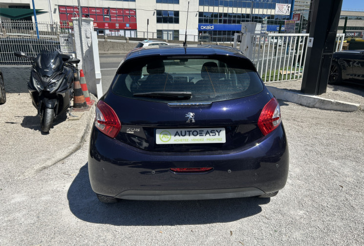 Peugeot 208 1.2 VTI 82 Ch ACTIVE ETG5 5 Portes * RADARS ARR *