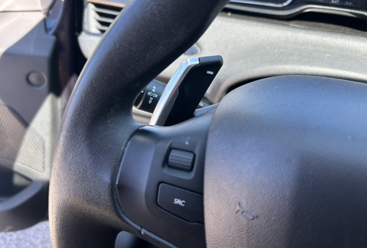 Peugeot 208 1.2 VTI 82 Ch ACTIVE ETG5 5 Portes * RADARS ARR *