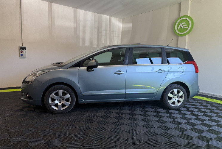 Peugeot 5008  1.6 THP 16v Allure 5pl