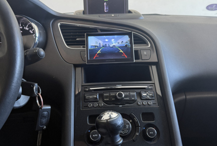 Peugeot 5008  1.6 THP 16v Allure 5pl