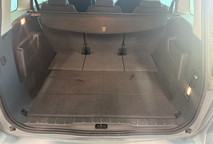 Peugeot 5008  1.6 THP 16v Allure 5pl