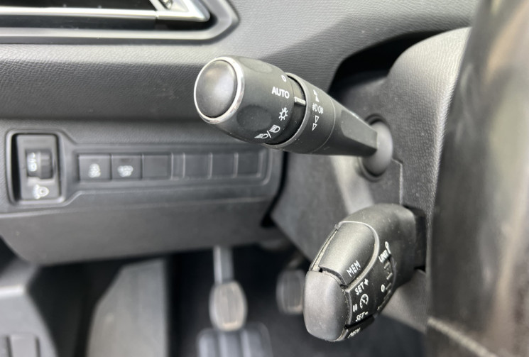Peugeot 308 II SW 1.6 BlueHDi S&S 120 CH BVM6