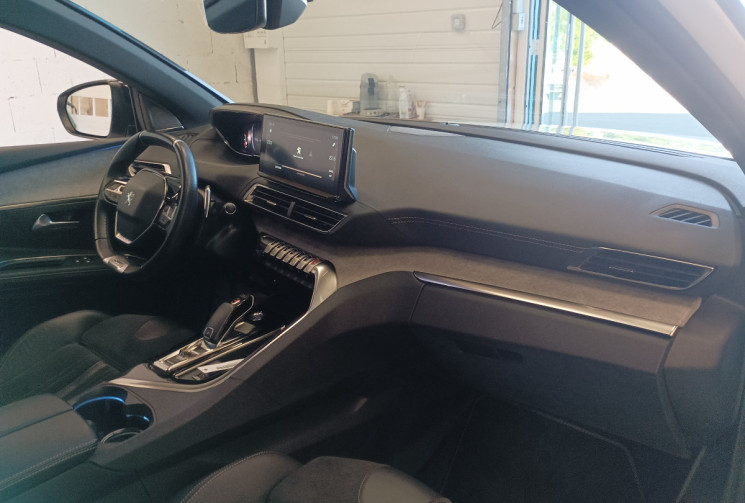 Peugeot 5008 II Phase 2 (P87) 7 Places 1.5 BlueHDi EAT8 S&S 130 cv Boîte auto GT PACK