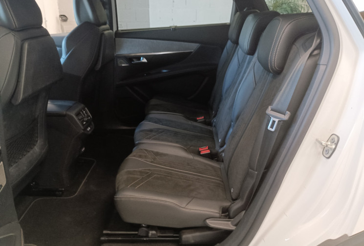 Peugeot 5008 II Phase 2 (P87) 7 Places 1.5 BlueHDi EAT8 S&S 130 cv Boîte auto GT PACK