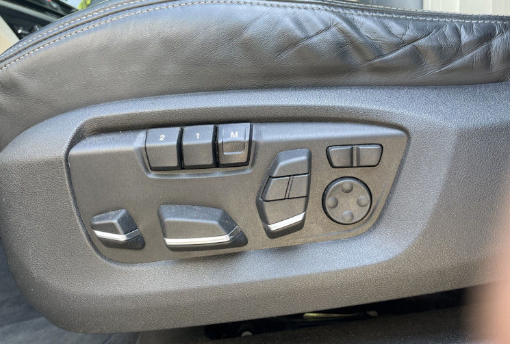 BMW X6 30d xDrive 258 Exclusive F16 * Français / En stock / Harman Kardon / Volant M