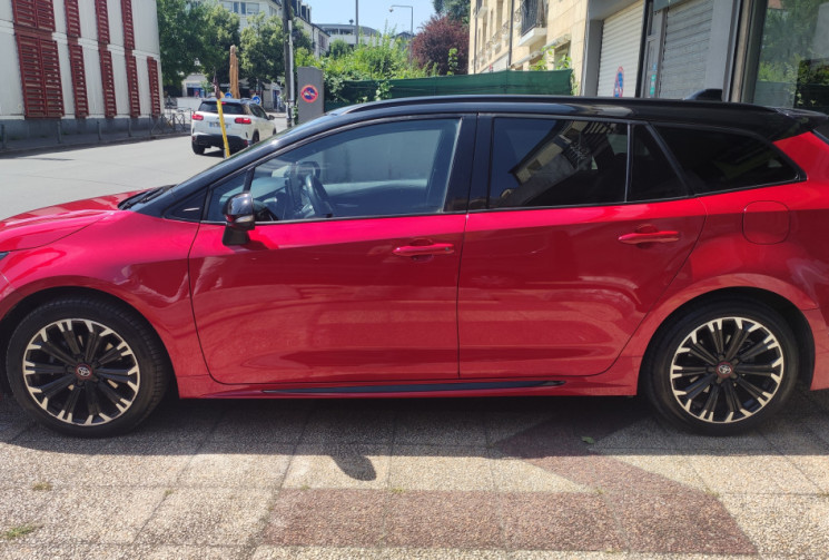 Toyota COROLLA TOURING SPT / GR Sport MY22 / SUIVI TOYOTA / GARANTIE 2032  ou 185 000km