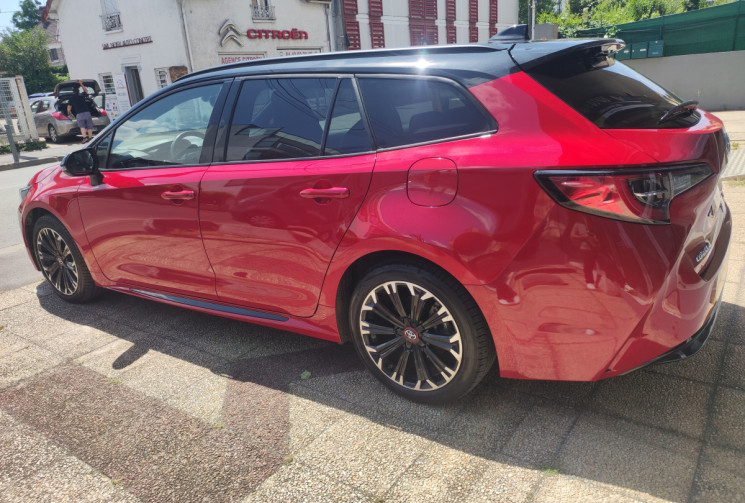 Toyota COROLLA TOURING SPT / GR Sport MY22 / SUIVI TOYOTA / GARANTIE 2032  ou 185 000km