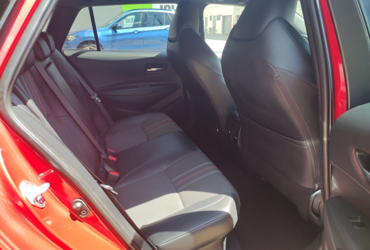 Toyota COROLLA TOURING SPT / GR Sport MY22 / SUIVI TOYOTA / GARANTIE 2032  ou 185 000km
