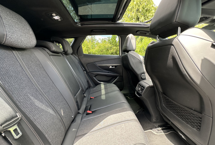 Peugeot 3008 1.5 BlueHDi 130 GT Line EAT8 Toit ouvrant