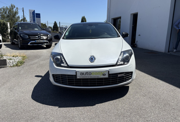 Renault LAGUNA III PHASE 2 COUPE 2.0 DCI FAP 4RD 150 CV MONACO GT 