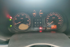 Renault Clio II 5 Portes Phase 2 1.2 i 16V 75 cv