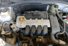 Renault Clio II 5 Portes Phase 2 1.2 i 16V 75 cv
