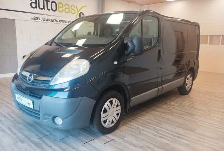 Opel VIVARO  Phase 2 2.0 CDTI 16V Fourgon court 90 cv *AMENAGE*