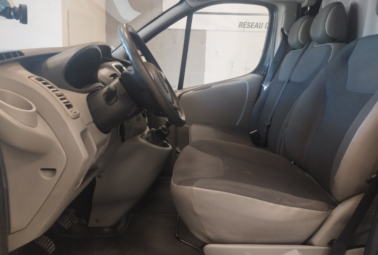 Opel VIVARO  Phase 2 2.0 CDTI 16V Fourgon court 90 cv *AMENAGE*
