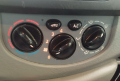 Opel VIVARO  Phase 2 2.0 CDTI 16V Fourgon court 90 cv *AMENAGE*
