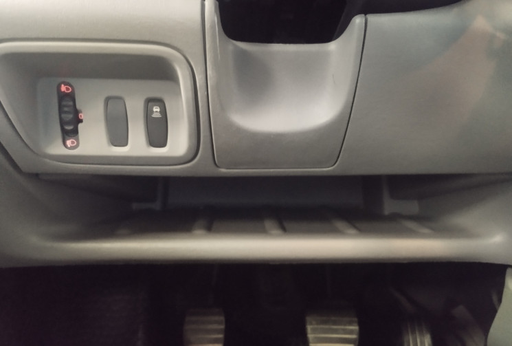 Opel VIVARO  Phase 2 2.0 CDTI 16V Fourgon court 90 cv *AMENAGE*