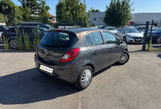 Opel Corsa 1.2 Graphite 90 ch clim 