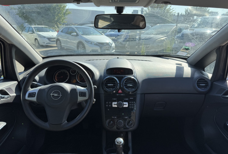Opel Corsa 1.2 Graphite 90 ch clim 