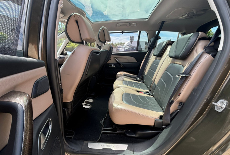 Citroën Grand C4 Picasso II 1.6 E-HDi 115 EXCLUSIVE ETG6 7 PLACES - CUIR / CAMERA