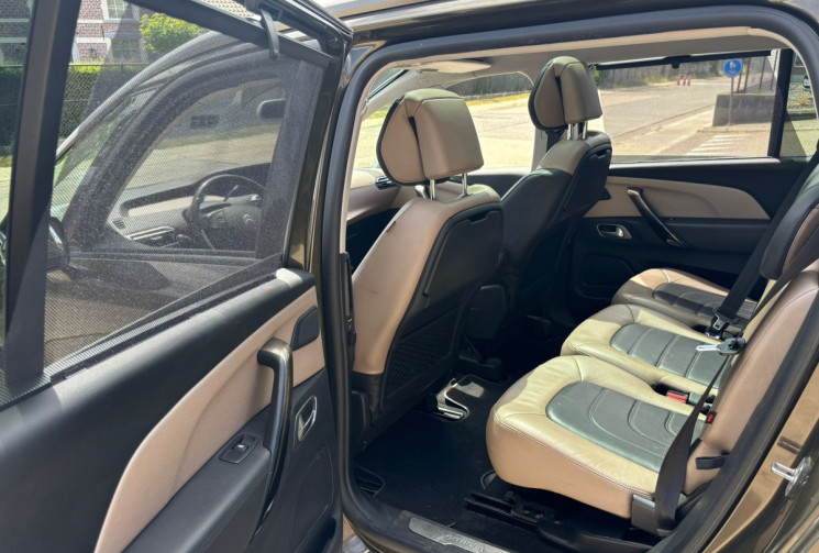 Citroën Grand C4 Picasso II 1.6 E-HDi 115 EXCLUSIVE ETG6 7 PLACES - CUIR / CAMERA