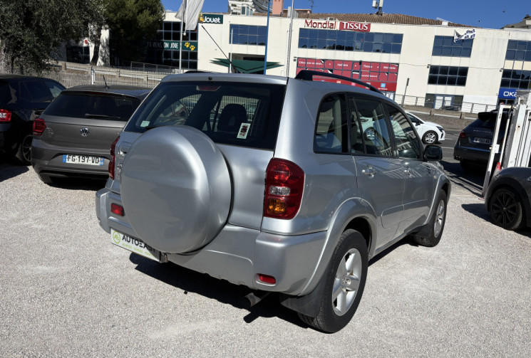 Toyota RAV4 II 2.0 115 CH D 4WD 4X4