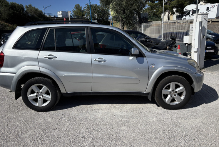 Toyota RAV4 II 2.0 115 CH D 4WD 4X4