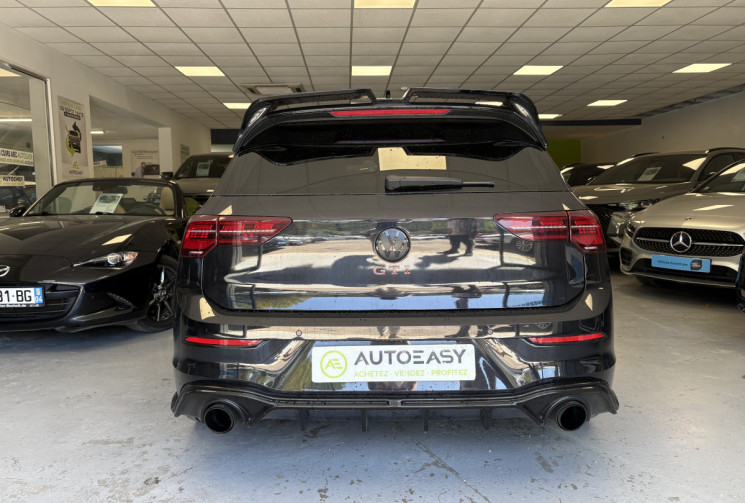 Volkswagen Golf GTI 2.0 TFSI 